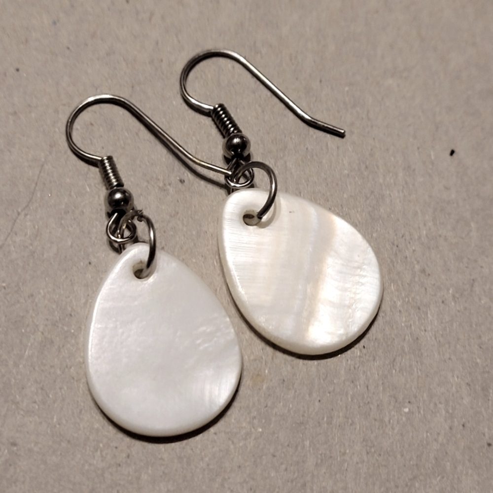 Vintage White Shell Tear Drop Silver Dangle Earrings